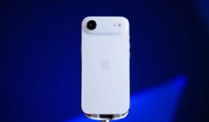 آیفون ایر ۲ احتمالاً در سال ۲۰۲۶ رونمایی می‌شود