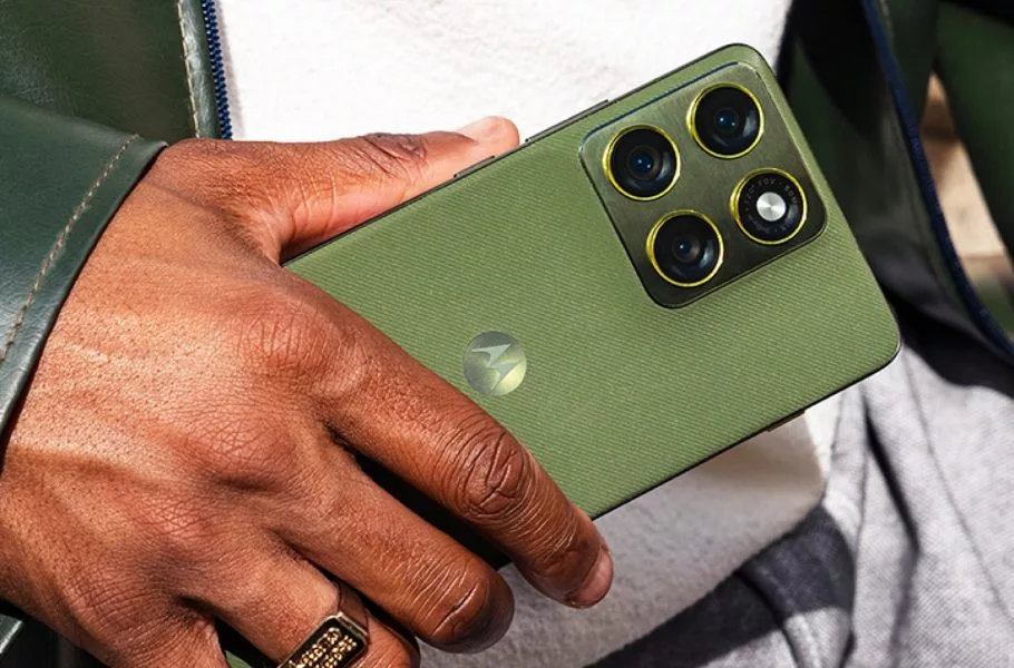 موتورولا ۱۶ دی‌ماه به صحنه می‌آید؛ معرفی احتمالی Moto X70 Air Pro