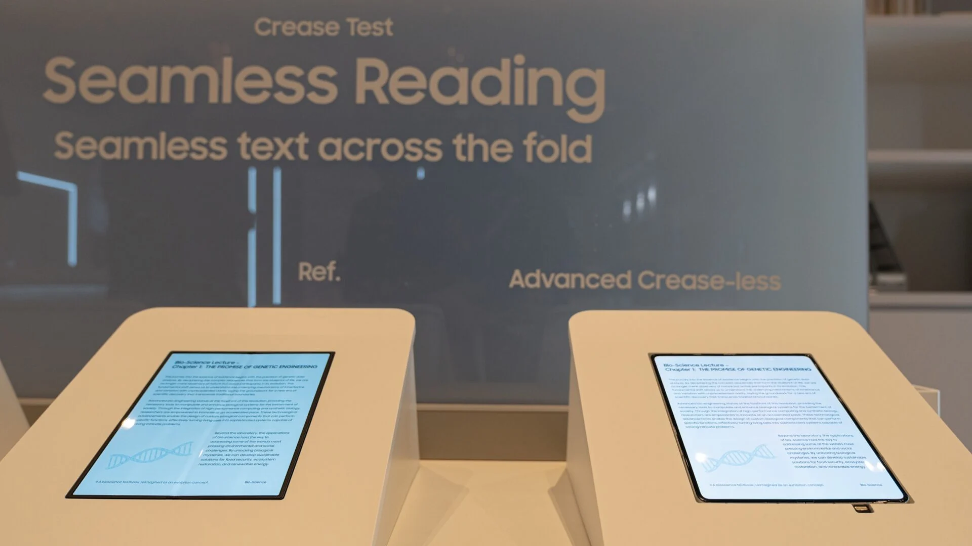 سامسونگ در CES 2026 اولین نمایشگر تاشو بدون چین‌خوردگی را رونمایی کرد