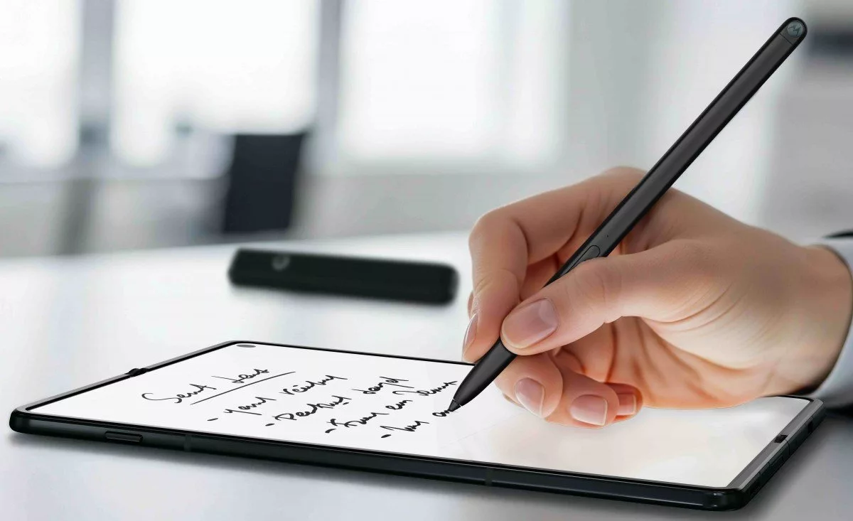 موتورولا و لنوو موبایل و تبلت ویژه جام جهانی ۲۰۲۶ رونمایی کردند